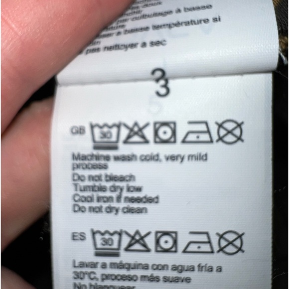 RVCA TIGER PRINT LOOSE FLOWY SHORT SLEEVE SHIRT SUPER SOFT! - Picture 6 of 6